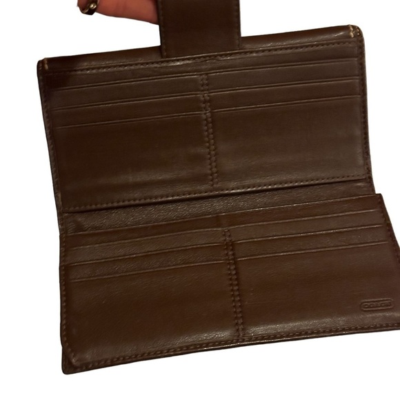 SOLD DO NOT BUY. Coach Bag. WALLET OS SOLD. Bag available on another listing - Picture 9 of 16